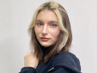 CwenDodgson's Cam sex Profile Image
